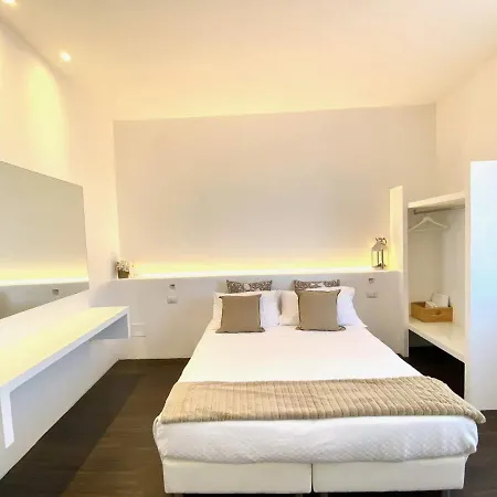 فندق مبيت وإفطار Lo Stellino 4*